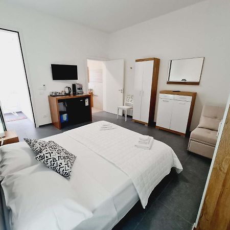 Medusa Room Apartment Porto Cesareo Exterior photo